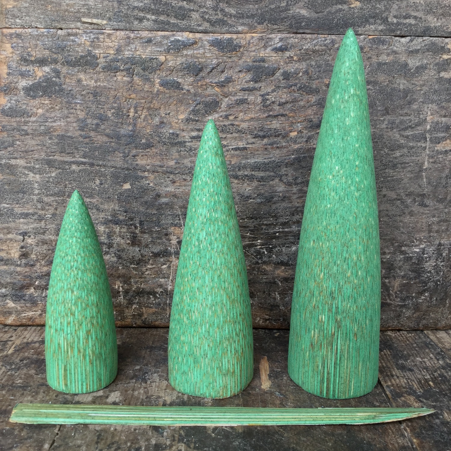 Baum - grün S / M / L - Deko